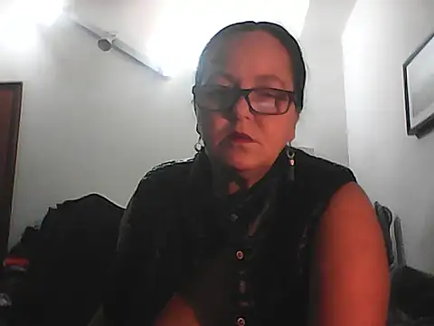 Snapshot of DOLCECOPPIA2025 chatting on 11.16.25 DOLCECOPPIA2025 online show from 11.16.25