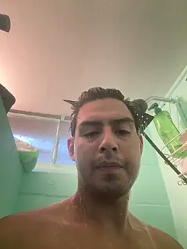 Snapshot of juanjR11 chatting on 09.25.25 juanjR11 online show from 09.25.25