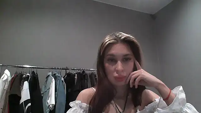 Snapshot of Meloriss chatting on 10.25.25 Meloriss online show from 10.25.25