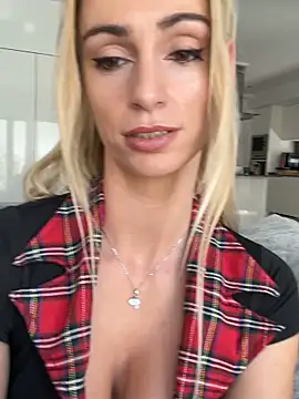 ericafontesx online show from 10.10.25