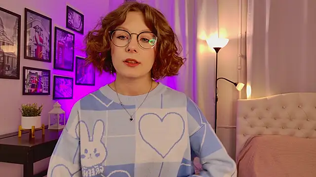 Bubblegum Babe  online show from 09.30.25