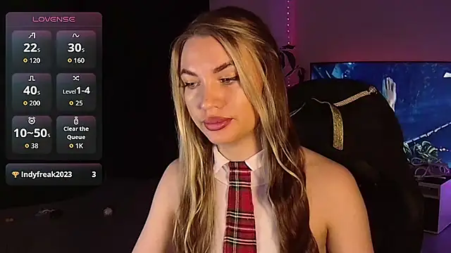MissMaya   online show from 10.21.25