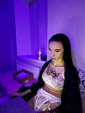 Julietta 001 online show from 10.02.25