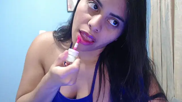 violeta 47 online show from 10.21.25