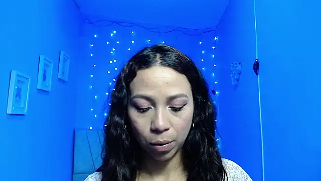 mIley 011 online show from 10.20.25