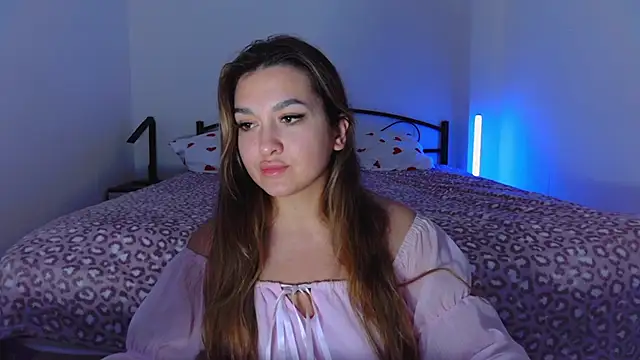 YourEmily xx online show from 10.12.25