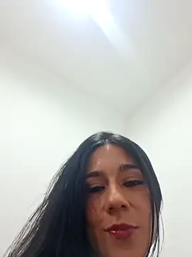 Snapshot of Kendall_Vegaa chatting on 09.30.25 Kendall Vegaa online show from 09.30.25