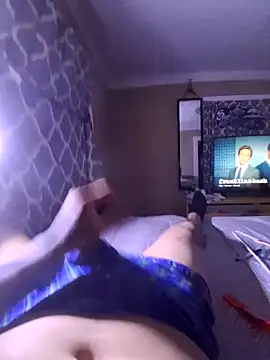 Snapshot of itsJrivera24 chatting on 10.08.25 itsJrivera24 online show from 10.08.25