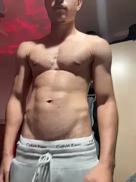 adgymwear1 online show from 10.05.25