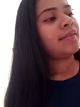 Snapshot of Antonela_19 chatting on 10.01.25 Antonela 19 online show from 10.01.25