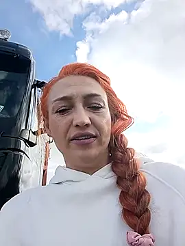 Snapshot of CoMiZrobiszJakMnieZlap666 chatting on 10.29.25 CoMiZrobiszJakMnieZlap666 online show from 10.29.25