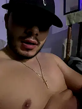 Snapshot of Zafirito chatting on 09.28.25 Zafirito online show from 09.28.25