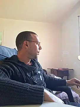 Snapshot of iveleche0987 chatting on 10.02.25 iveleche0987 online show from 10.02.25