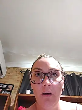 Snapshot of Sinful_Kait_XX chatting on 11.05.25 Sinful Kait XX online show from 11.05.25