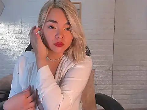 Eily Blunts online show from 10.09.25