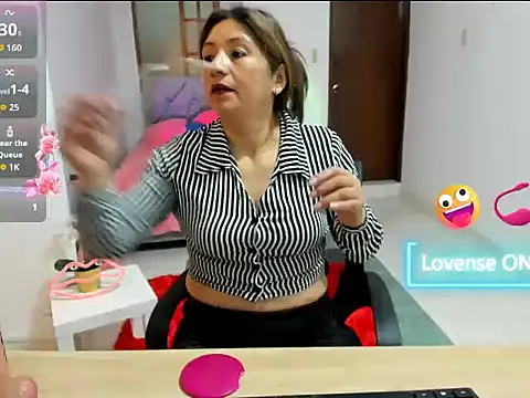 Snapshot of scarlett_mystic chatting on 10.16.25 scarlett mystic online show from 10.16.25