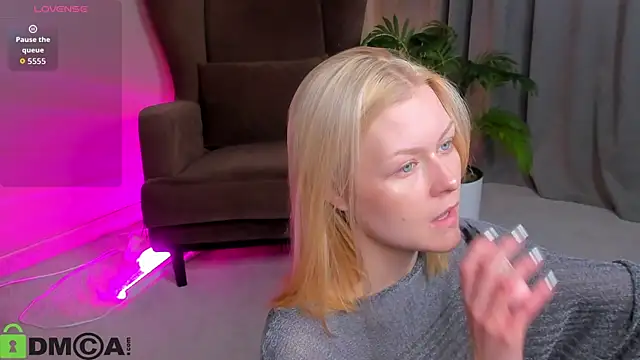 Snapshot of Callista_a chatting on 10.20.25 Callista a online show from 10.20.25