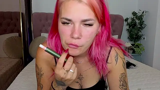 Naughty kittyy1 online show from 10.02.25