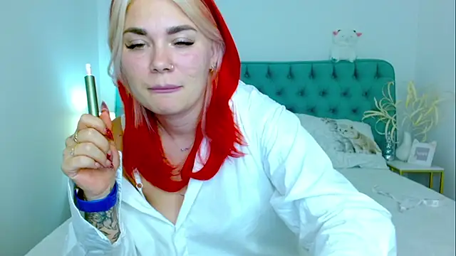 Naughty kittyy1 online show from 10.03.25