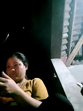 Snapshot of bae-bae chatting on 10.16.25 bae-bae online show from 10.16.25