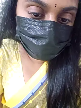 Snapshot of Dheronika_sweetie chatting on 10.11.25 Dheronika sweetie online show from 10.11.25