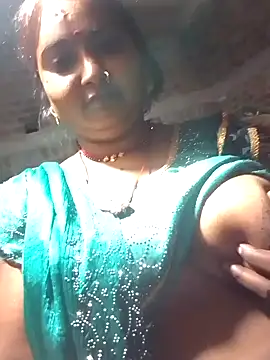 Snapshot of Supercapll chatting on 10.13.25 Supercapll online show from 10.13.25