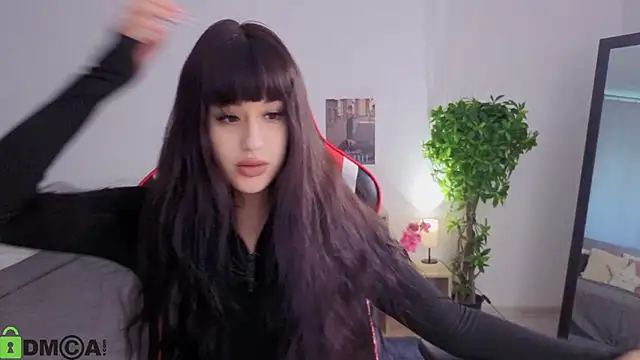 Erika peach online show from 10.07.25
