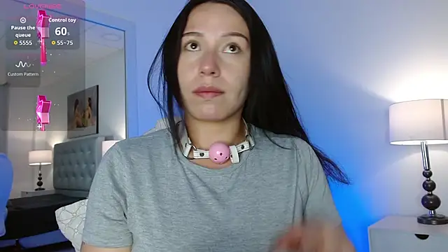 Mariaaam  online show from 10.13.25