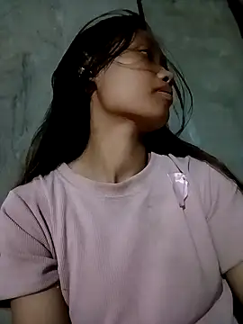 Snapshot of nanalinh chatting on 10.18.25 nanalinh online show from 10.18.25