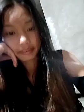 Snapshot of nanalinh chatting on 10.20.25 nanalinh online show from 10.20.25