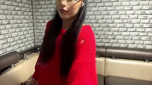 Sarahwildest online show from 10.03.25
