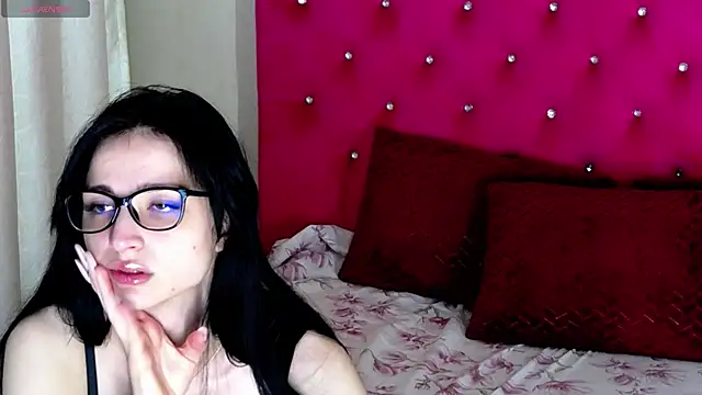 KimmySprinkles online show from 10.14.25