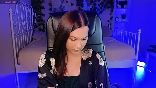 Ruth Partt online show from 10.21.25