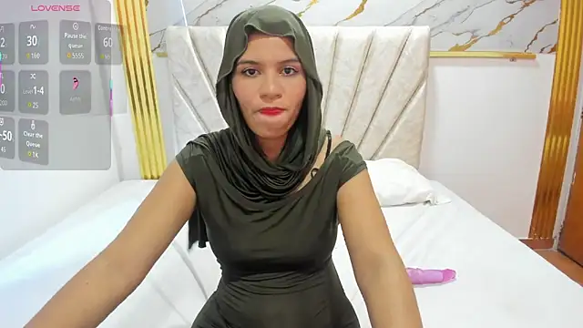 Yasmin nazer online show from 10.15.25
