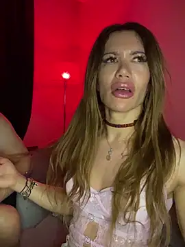LyraEva online show from 10.10.25