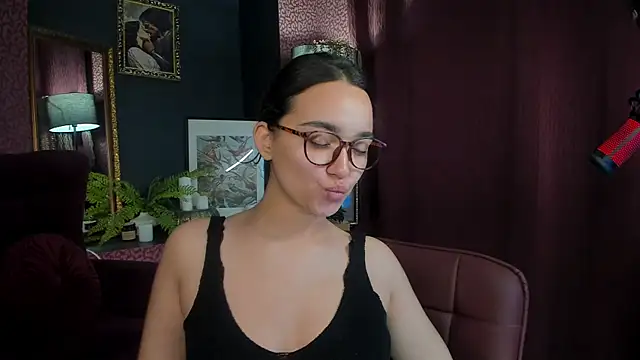 Snapshot of ShadowLotus_ chatting on 10.13.25 ShadowLotus  online show from 10.13.25