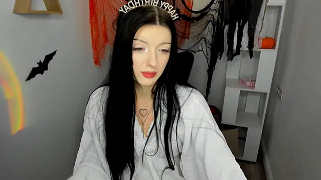 Snapshot of RoxyHopper chatting on 10.28.25 RoxyHopper online show from 10.28.25