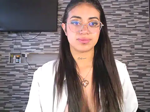 Carla Bennett   online show from 10.15.25