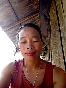 Snapshot of chieu_xinh chatting on 10.11.25 chieu xinh online show from 10.11.25