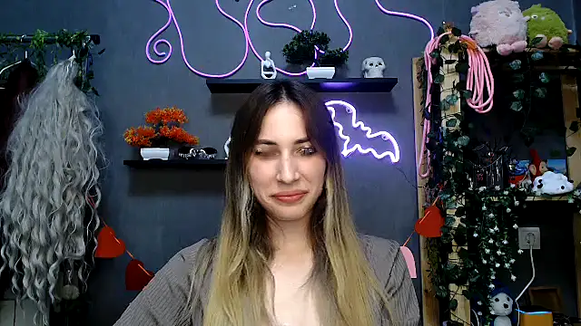 Snapshot of Walleriana chatting on 10.20.25 Walleriana online show from 10.20.25