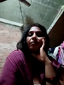 Snapshot of Puja_bhabhi_hot chatting on 10.08.25 Puja bhabhi hot online show from 10.08.25