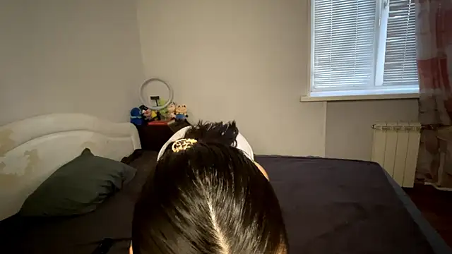 KamilahArcilla online show from 10.20.25