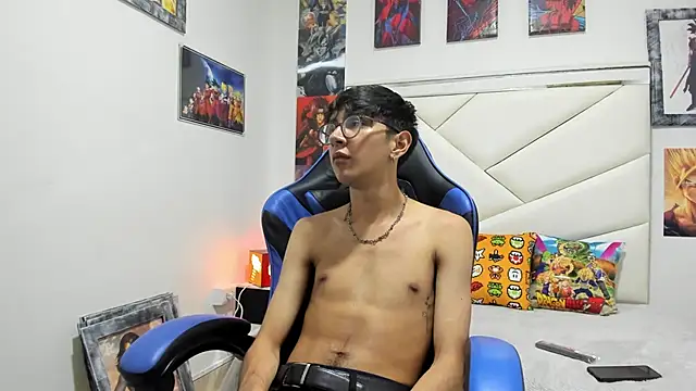 TWINK JOSS online show from 10.17.25
