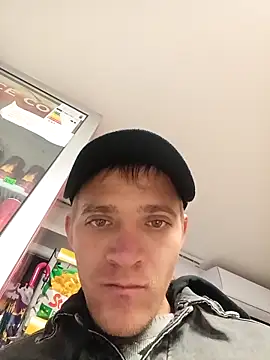 Snapshot of _Gabriela_5Live chatting on 10.24.25  Gabriela 5Live online show from 10.24.25