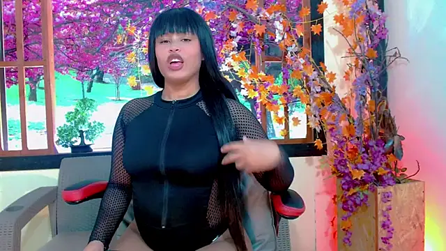 Snapshot of chanell_sex__ chatting on 10.21.25 chanell sex online show from 10.21.25