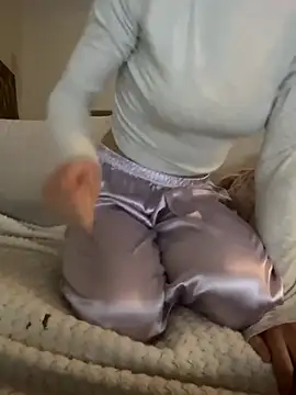 honeymalou online show from 10.14.25