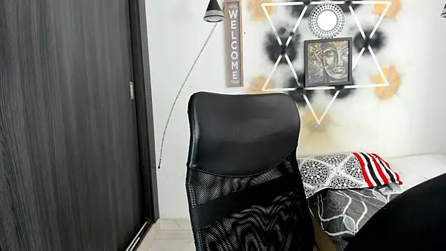 Snapshot of jhapsson_wong chatting on 10.16.25 jhapsson wong online show from 10.16.25