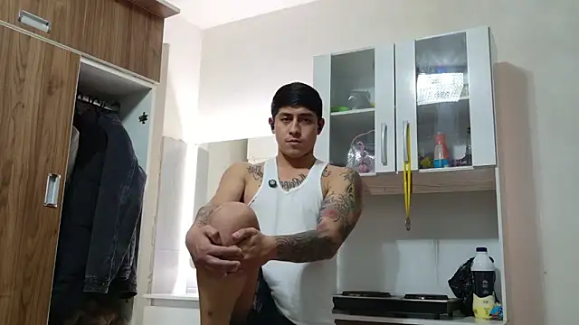  sucioguapo online show from 10.13.25