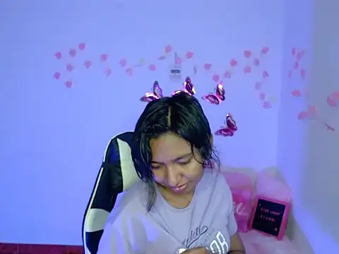 amber  666 online show from 10.17.25