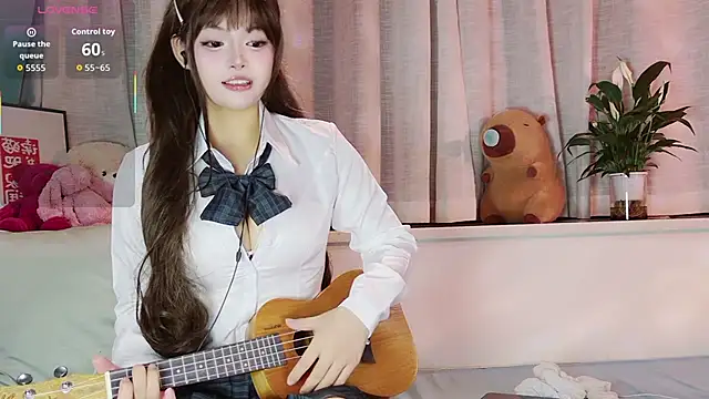 Snapshot of Dancing-pao chatting on 10.27.25 Dancing-pao online show from 10.27.25